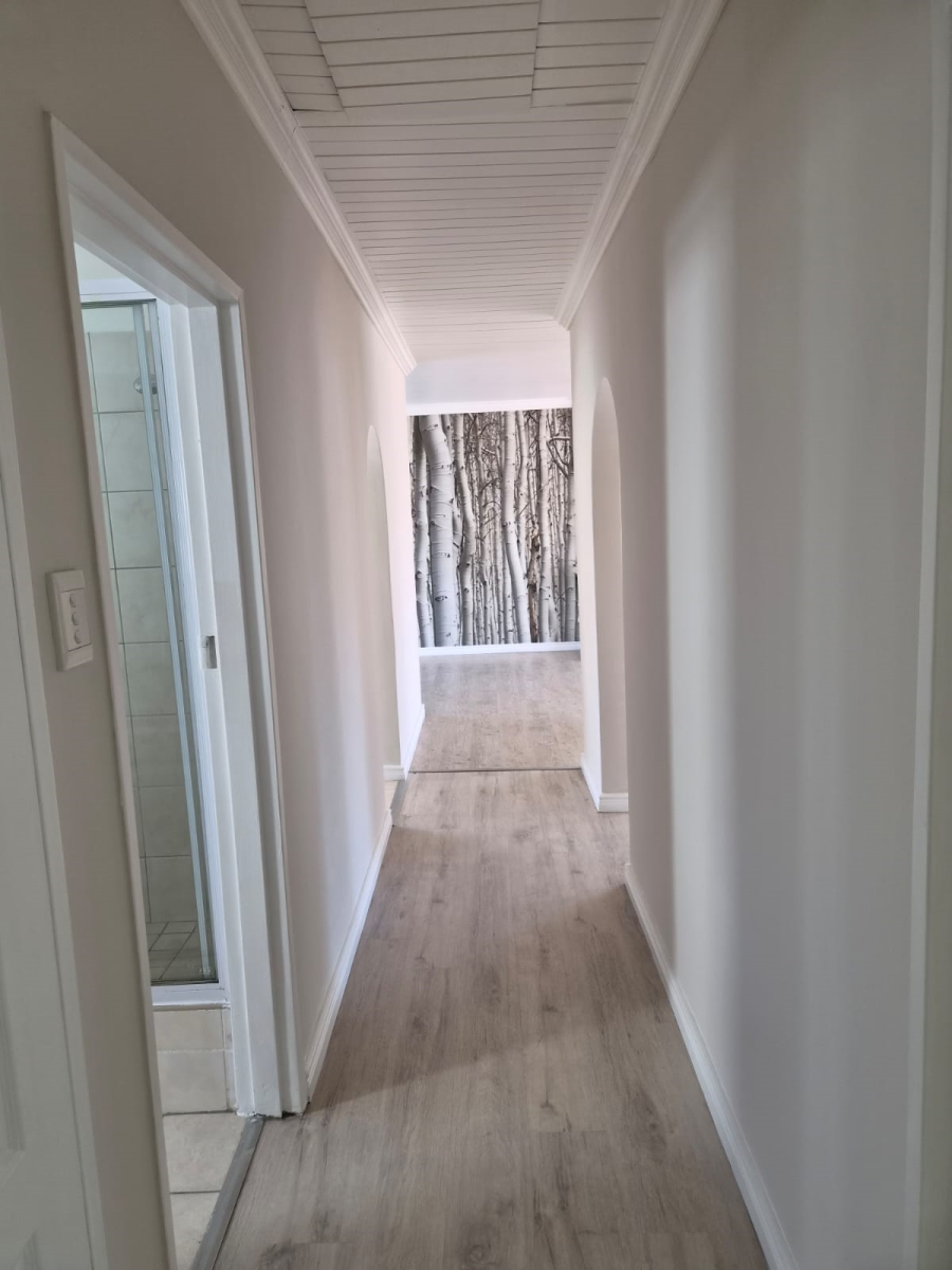 To Let 3 Bedroom Property for Rent in Table View Western Cape